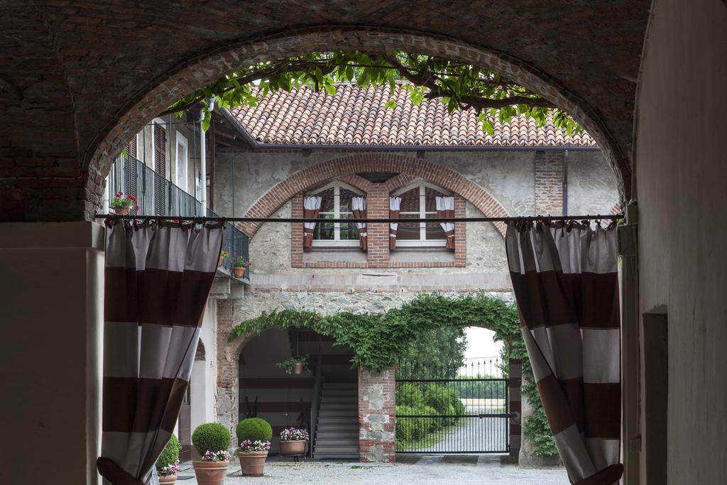Agriturismo Il Torrione Pinerolo Eksteriør billede