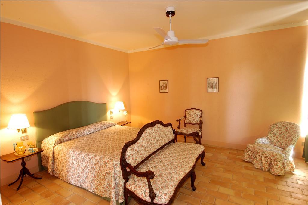 Agriturismo Il Torrione Pinerolo Værelse billede